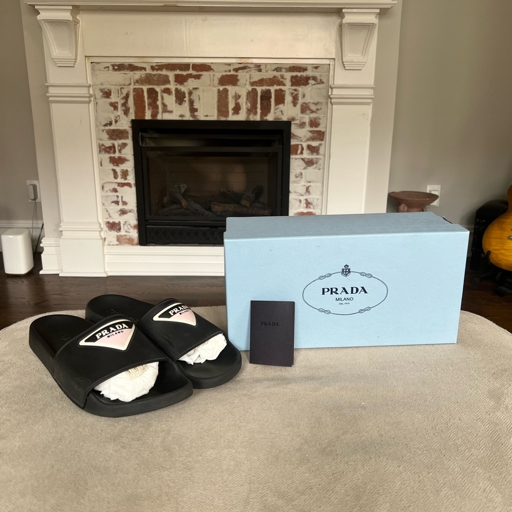 Authentic Prada pool slides size 39 black with pink logo